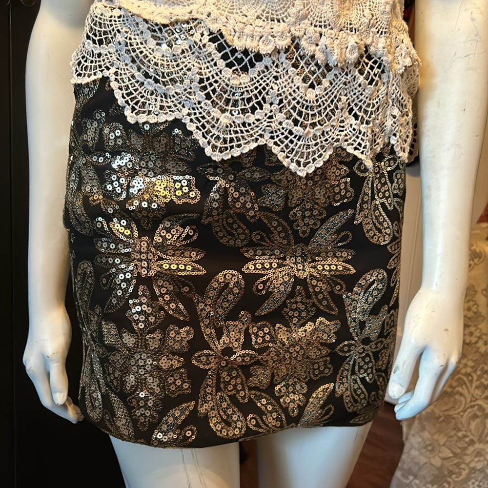 Gold and black Sequin mini skirt size medium